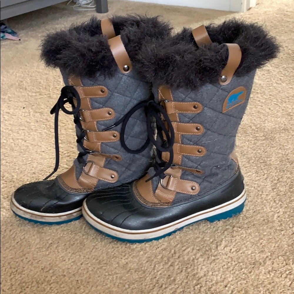 Sorel Tall Snow boots size 9